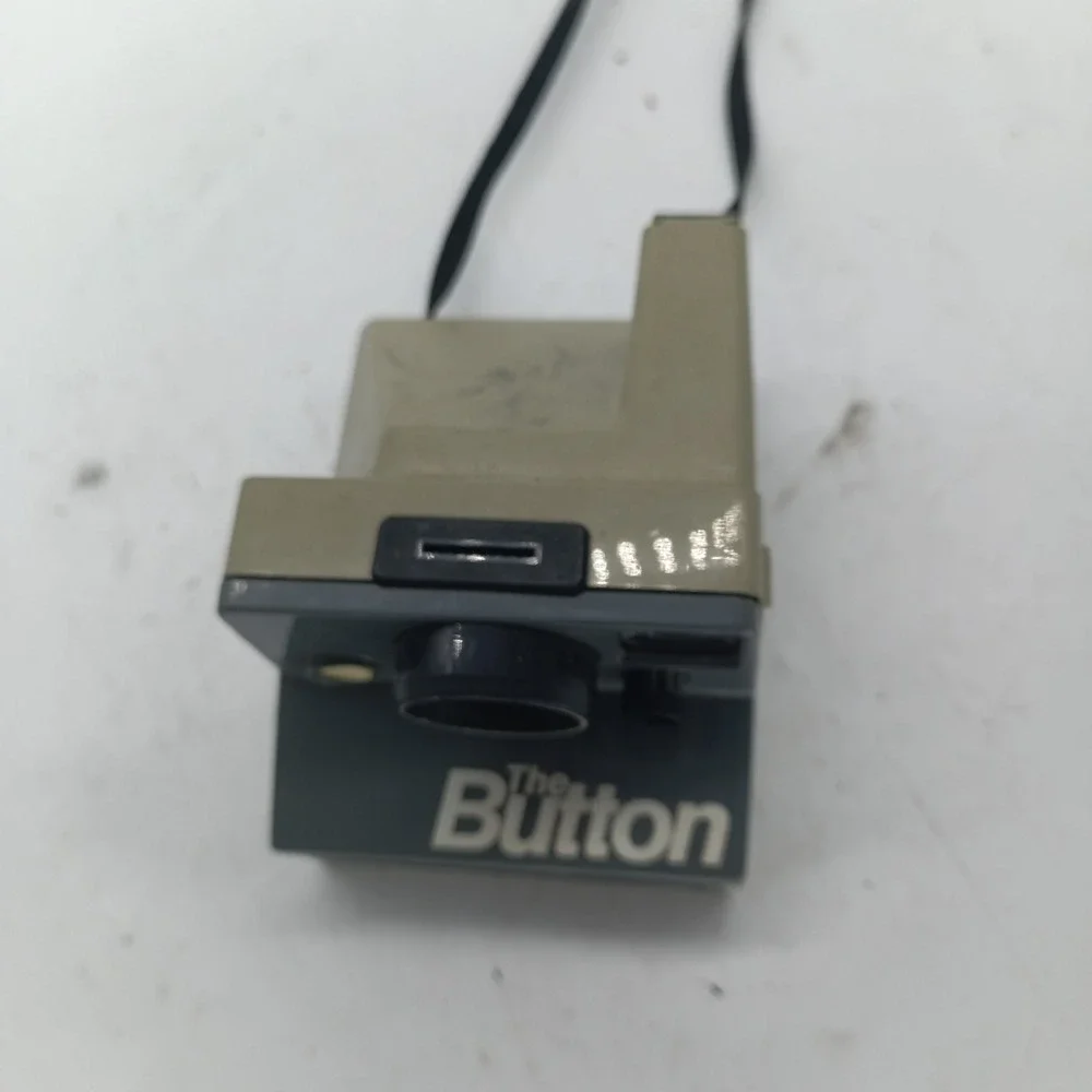 Polaroid The Button Land Camera Vintage Instant Film SX-70 Gray Tan USA a8